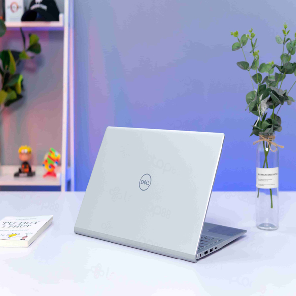Laptop Dell Inspiron 5502 - Intel Core i5